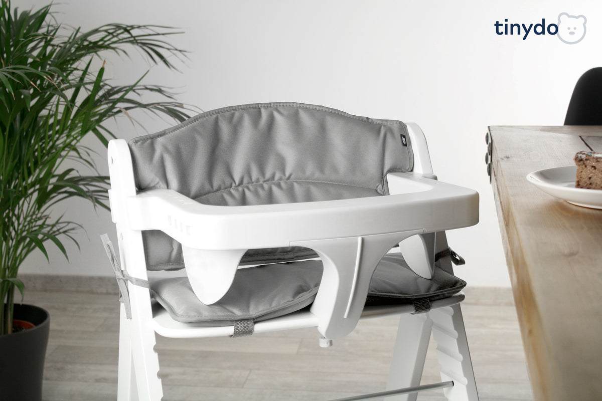 Salbeigraues Tinydo Sitzkissen passend für Hauck Alpha mit Tisch und Tray