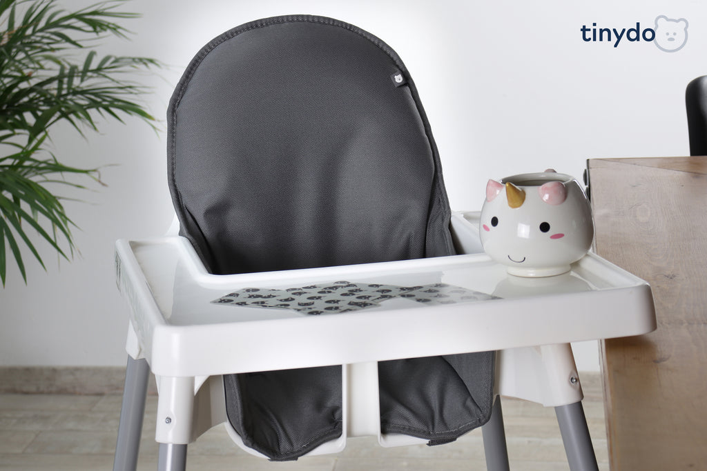Dunkelgraues Tinydo Sitzkissen passend für IKEA Antilop mit Tisch und Tray