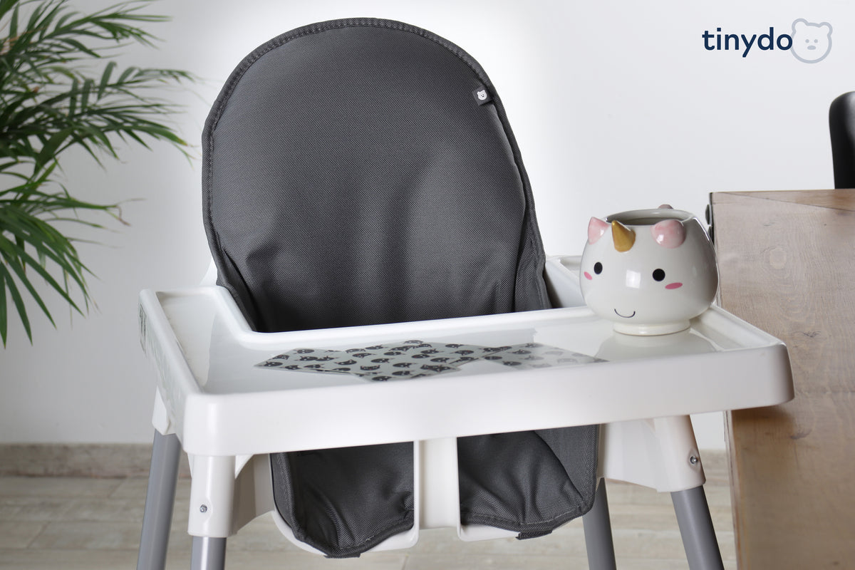 Dunkelgraues Tinydo Sitzkissen passend für IKEA Antilop mit Tisch und Tray
