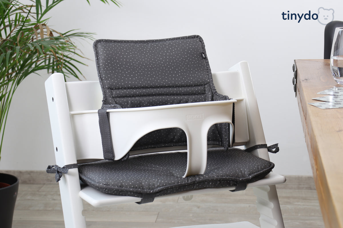 Gepunktetes Tinydo Sitzkissen passend für Stokke Tripp Trapp mit Babyschale